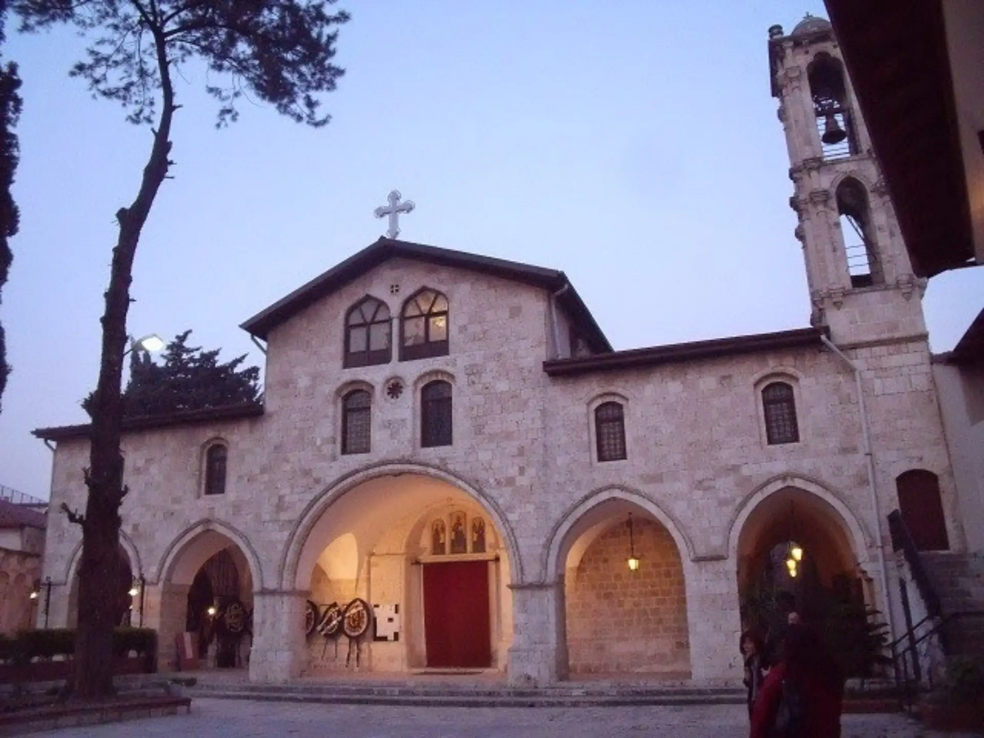 How to go to Antakya
