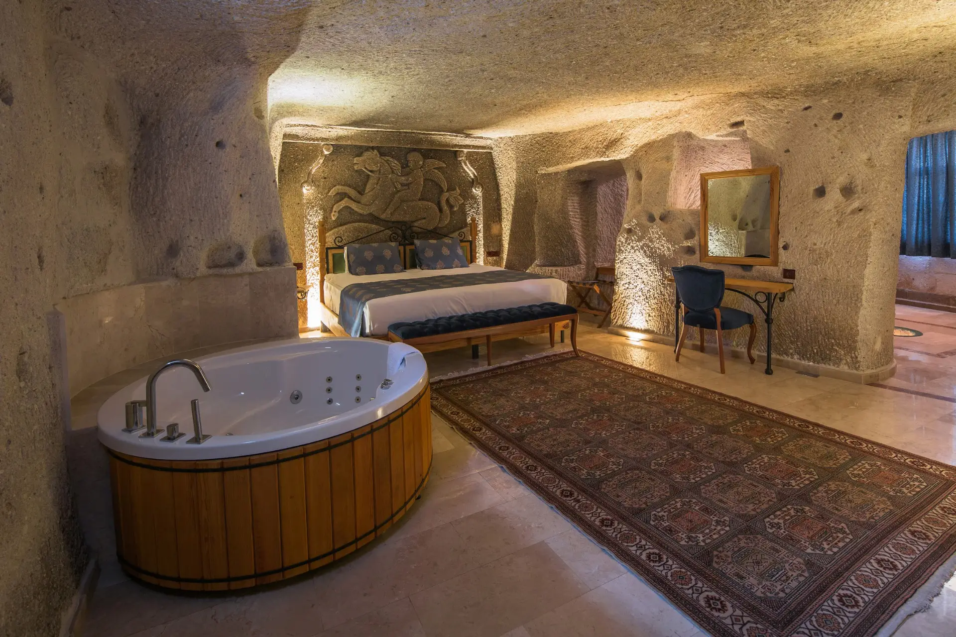 Suite with Spa Bath