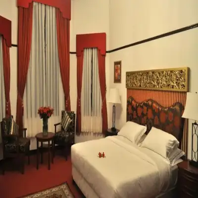 Royal Cocoon - Nuwara Eliya