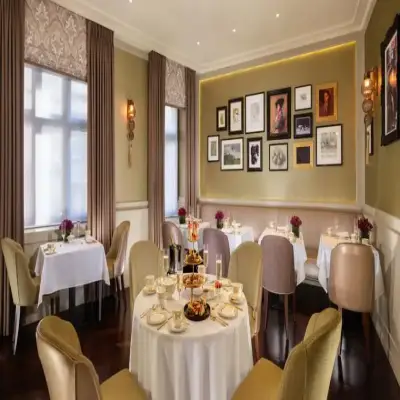 51 Buckingham Gate Hotel - London