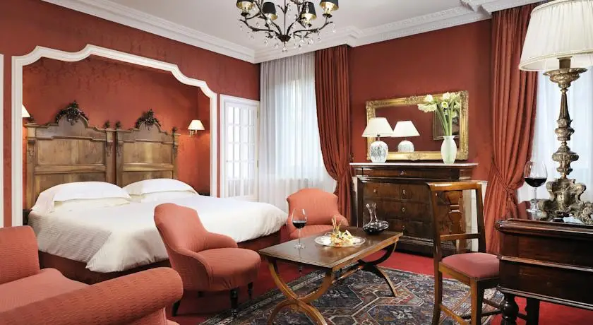 Hotel Helvetia & Bristol