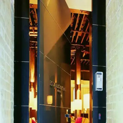 Establishment Hotel