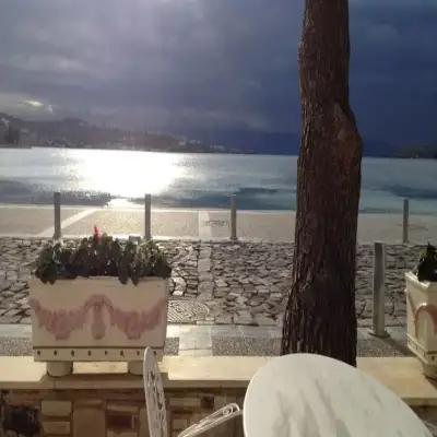 Lola 38 Hotel - Foca
