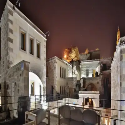 Millstone Cave Suites Hotel