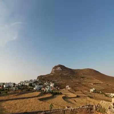 Themonies Luxury Suites - Chora