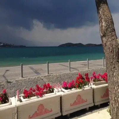 Lola 38 Hotel - Foca
