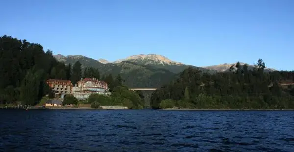 Correntoso Lake &amp; River Hotel - Patagonia 
