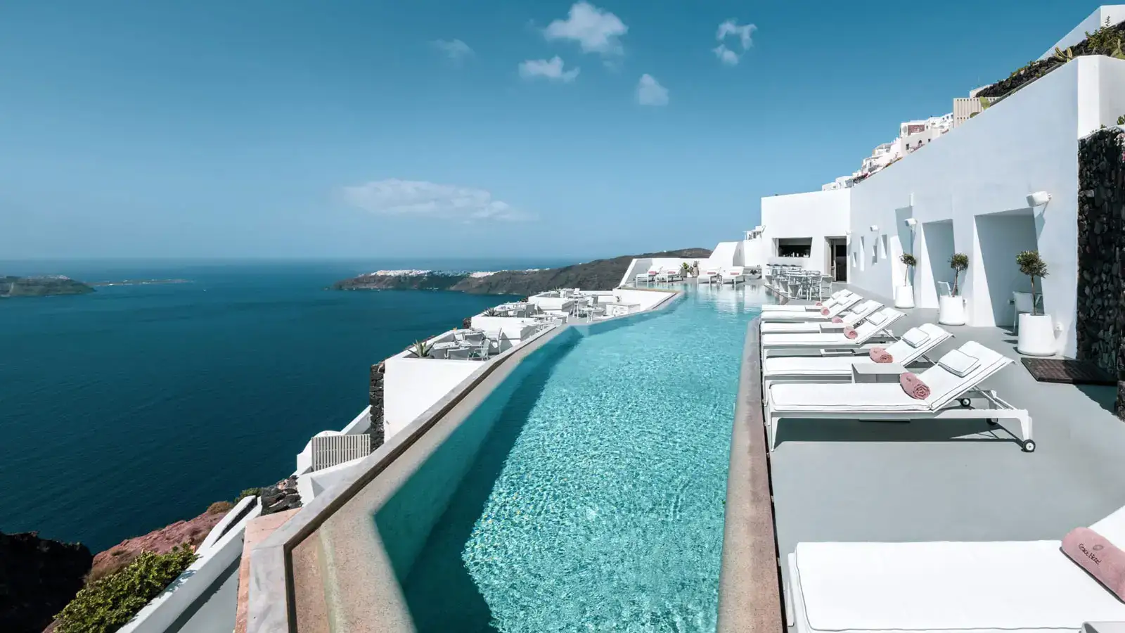 Hotels with Infinity Pools