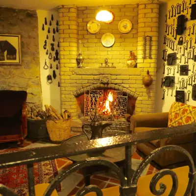 Kalehan Hotel