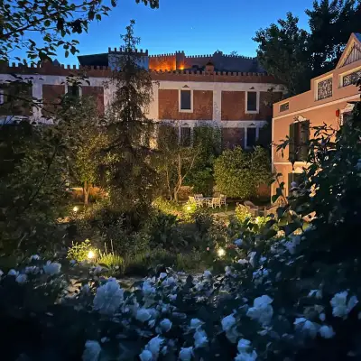 Kalehan Hotel