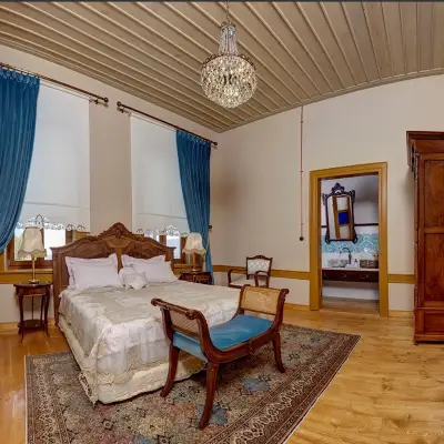 Mitera 1905, Adult Only