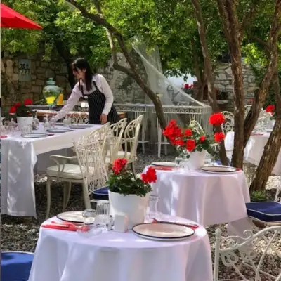 Mitera 1905, Adult Only