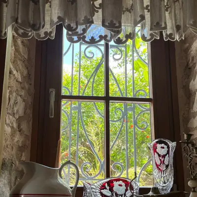 Mitera 1905, Adult Only